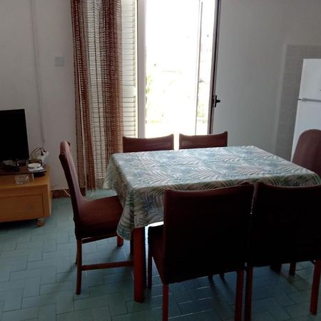 Apartment For 6 In Makarska Centar Extérieur photo