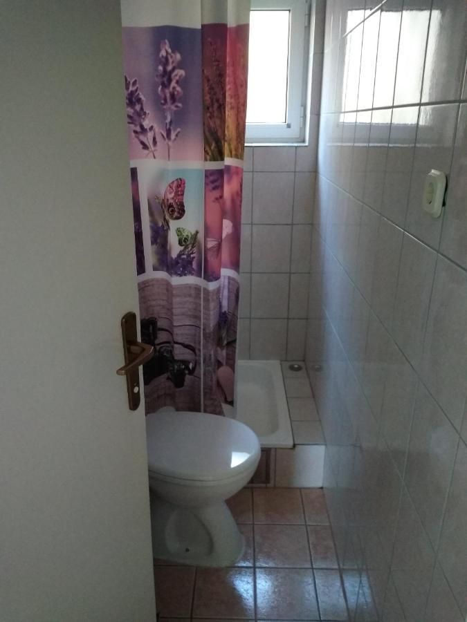 Apartment For 6 In Makarska Centar Extérieur photo