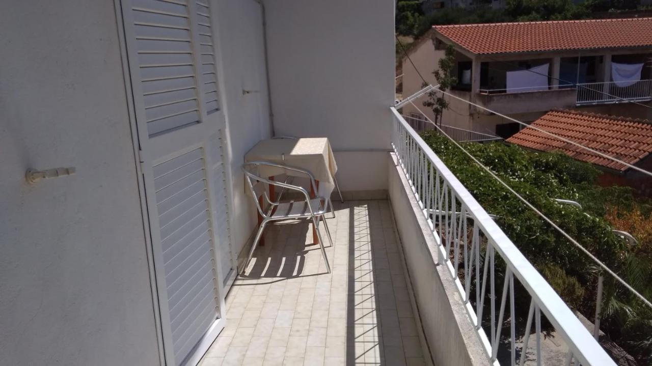 Apartment For 6 In Makarska Centar Extérieur photo