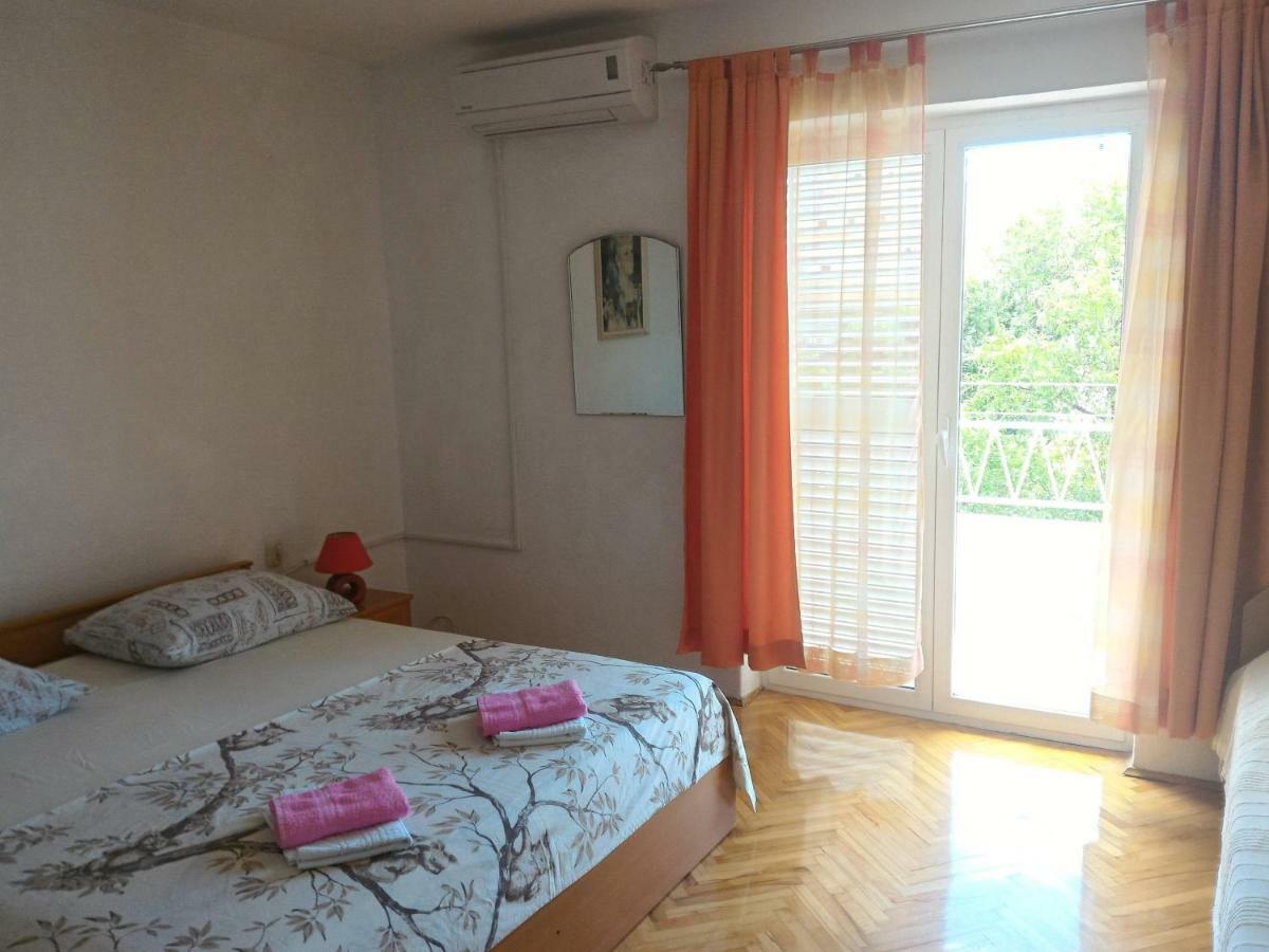 Apartment For 6 In Makarska Centar Extérieur photo
