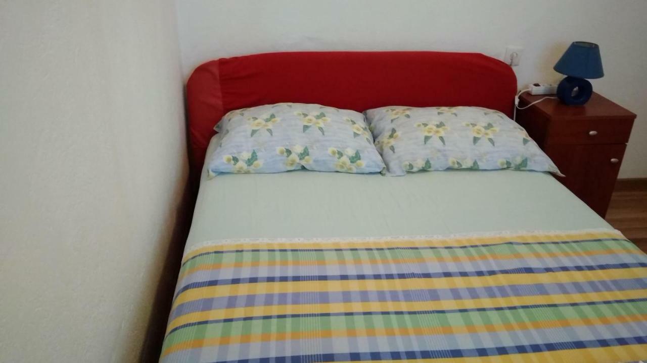 Apartment For 6 In Makarska Centar Extérieur photo