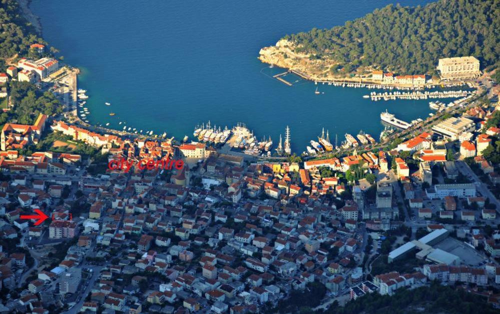 Apartment For 6 In Makarska Centar Extérieur photo